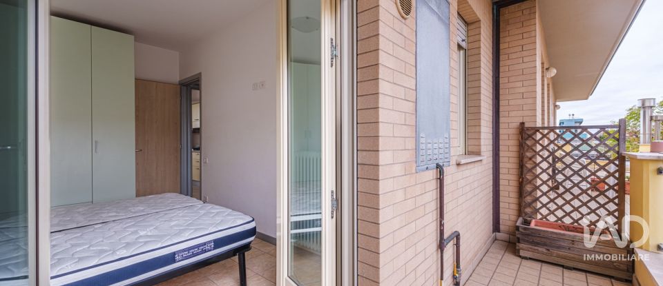 Varie superfici di 563 m² in Civitanova Marche (62012)