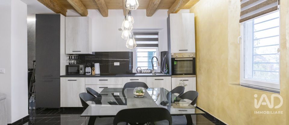 Apartment 5 rooms of 114 m² in Castelbellino (60030)