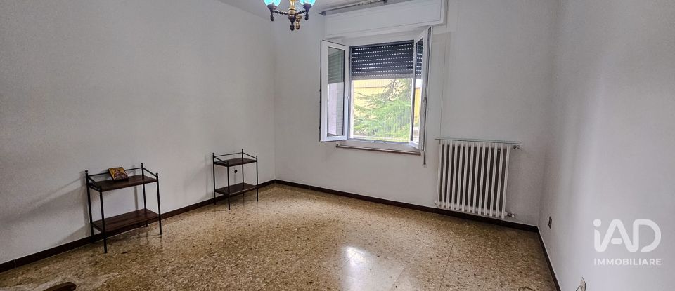 Appartamento 5 locali di 150 m² a Spello (06038)