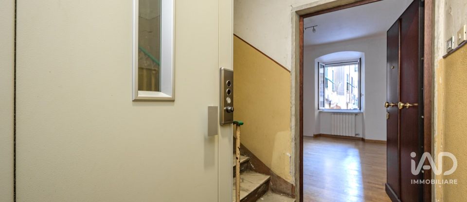 Apartment 6 rooms of 79 m² in Genova (16162)