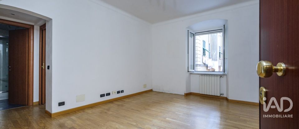 Apartment 6 rooms of 79 m² in Genova (16162)