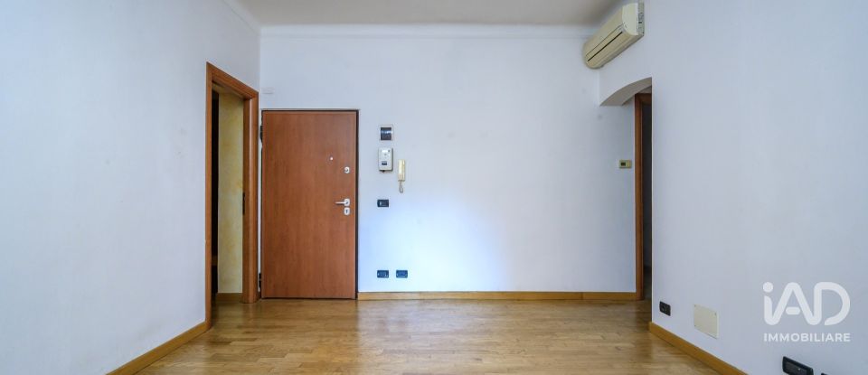 Apartment 6 rooms of 79 m² in Genova (16162)