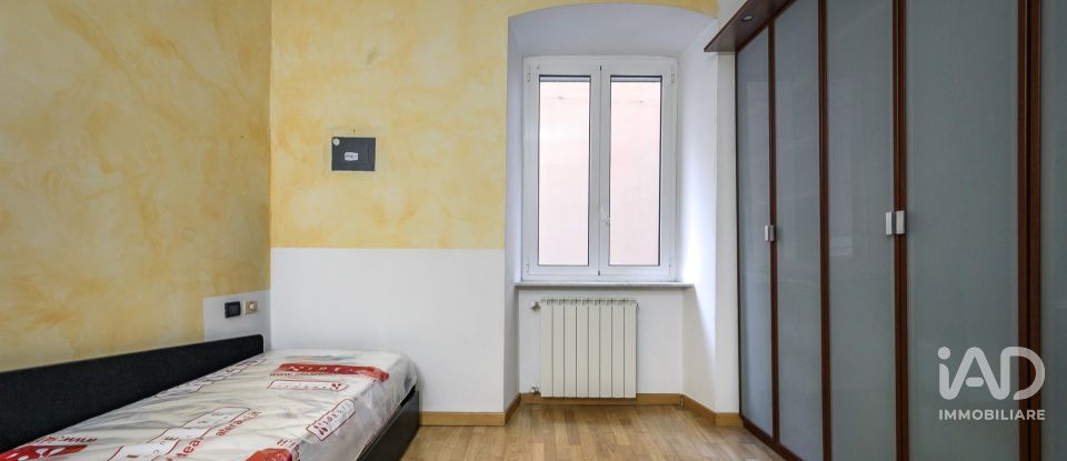 Apartment 6 rooms of 79 m² in Genova (16162)