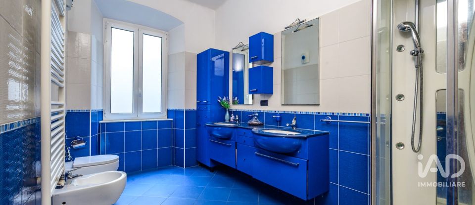 Apartment 6 rooms of 79 m² in Genova (16162)