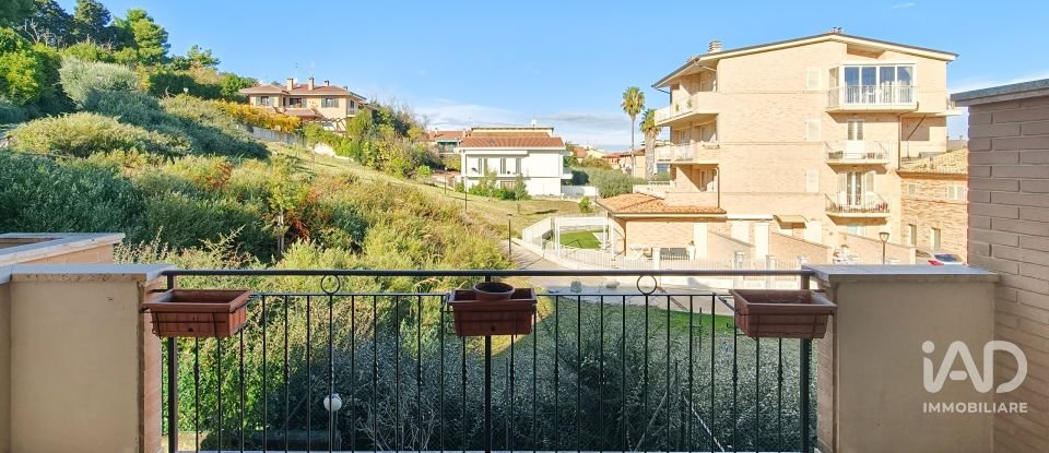 Trilocale di 85 m² a Porto San Giorgio (63822)