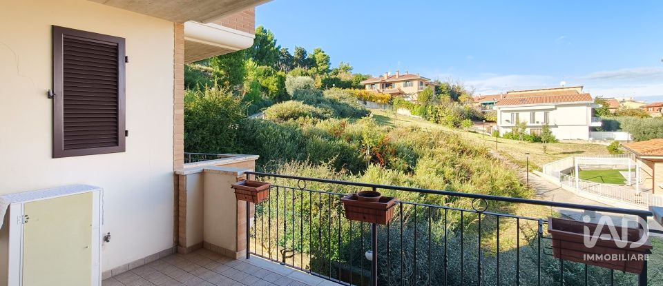 Trilocale di 85 m² a Porto San Giorgio (63822)