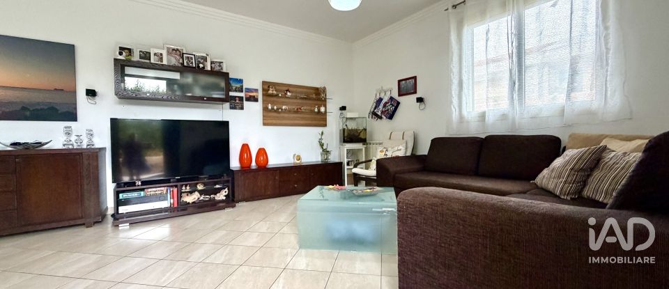 Farm 4 rooms of 140 m² in Avola (96012)