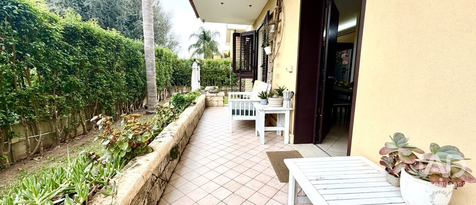 Farm 4 rooms of 140 m² in Avola (96012)