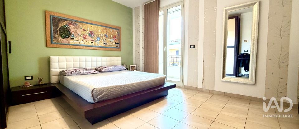 Farm 4 rooms of 140 m² in Avola (96012)