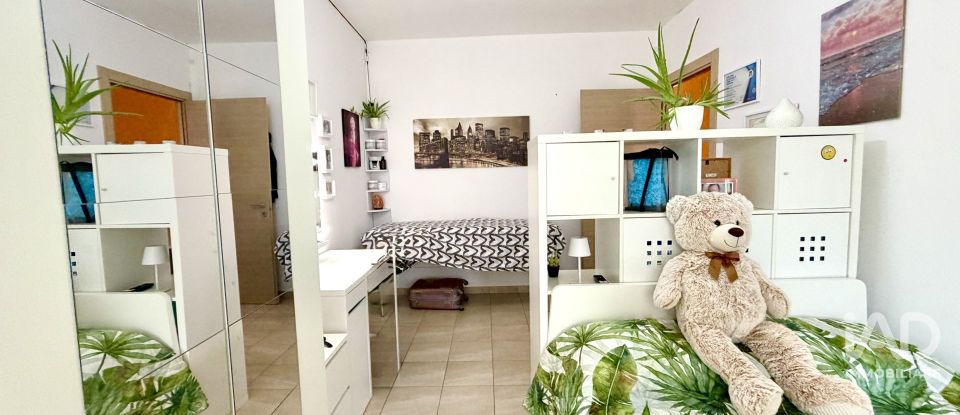 Farm 4 rooms of 140 m² in Avola (96012)