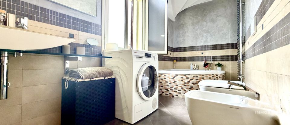 Farm 4 rooms of 140 m² in Avola (96012)