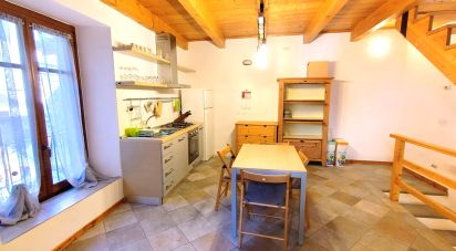 Casa indipendente / Villa 3 locali di 80 m² in Ghiffa (28823)