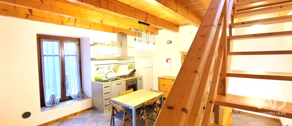 Casa indipendente / Villa 3 locali di 80 m² in Ghiffa (28823)