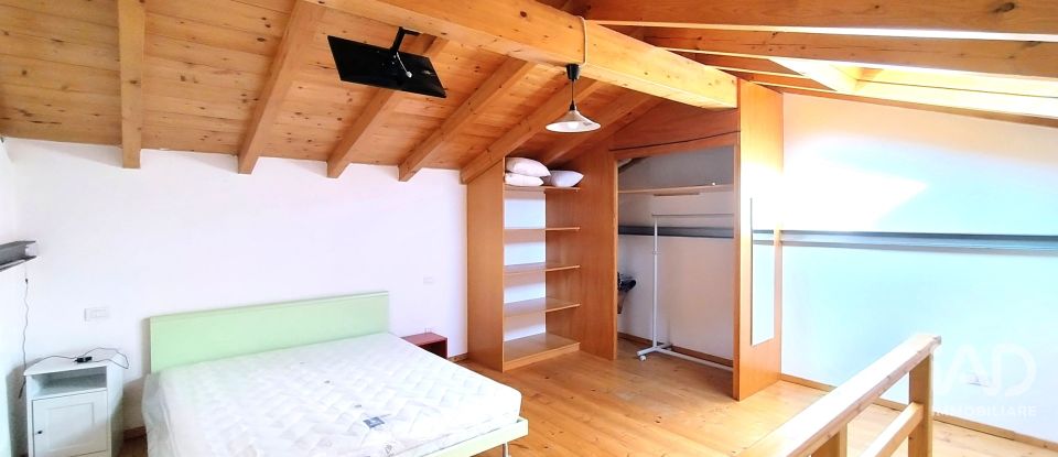 Casa indipendente / Villa 3 locali di 80 m² in Ghiffa (28823)