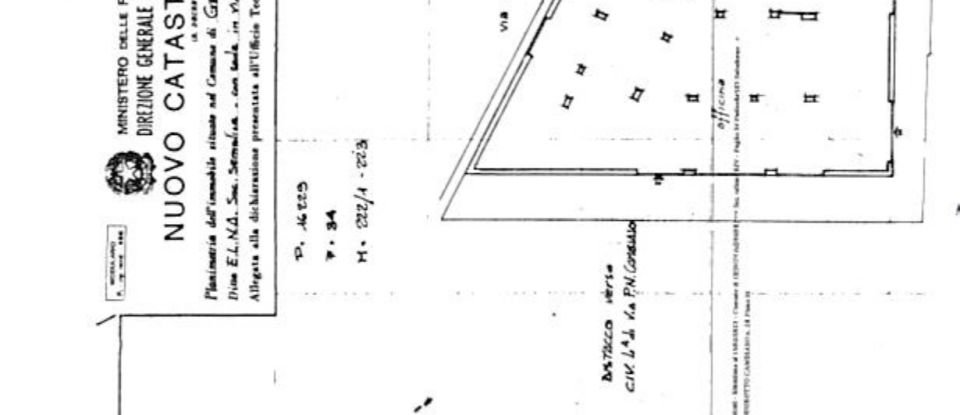 Negozio / locale commerciale di 506 m² in Genova (16159)