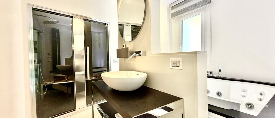 Four-room apartment of 140 m² in Siracusa (96100)