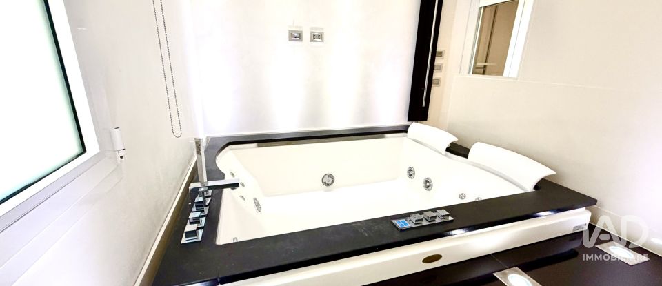 Four-room apartment of 140 m² in Siracusa (96100)