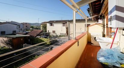 Trilocale di 60 m² a Carmignano (59015)
