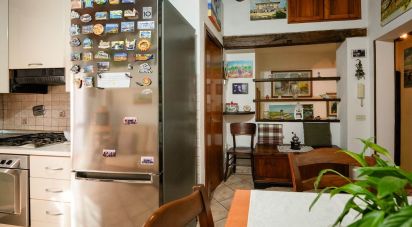 Trilocale di 60 m² a Carmignano (59015)