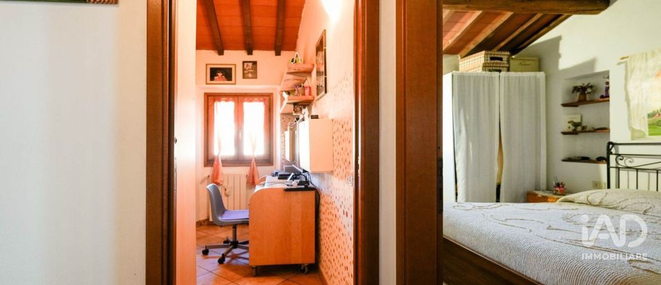 Three-room apartment of 60 m² in Carmignano (59015)