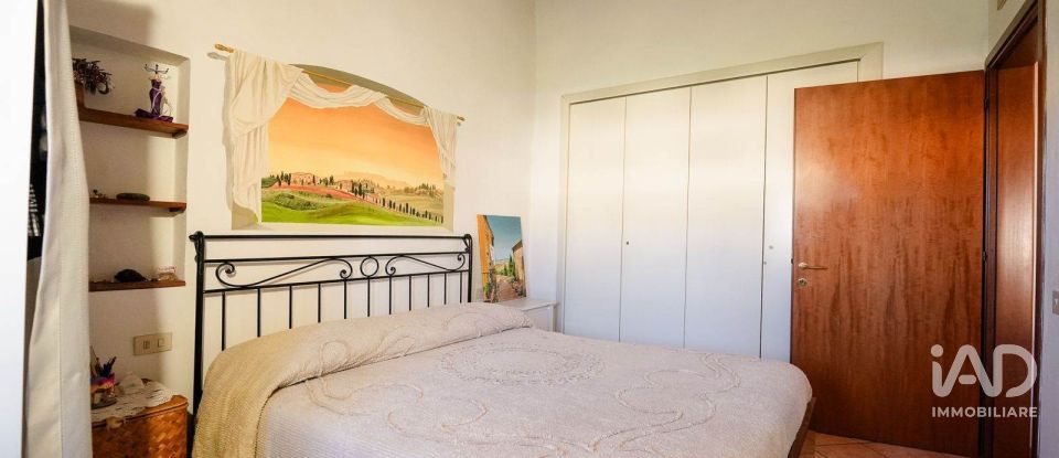 Three-room apartment of 60 m² in Carmignano (59015)