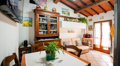 Trilocale di 60 m² a Carmignano (59015)