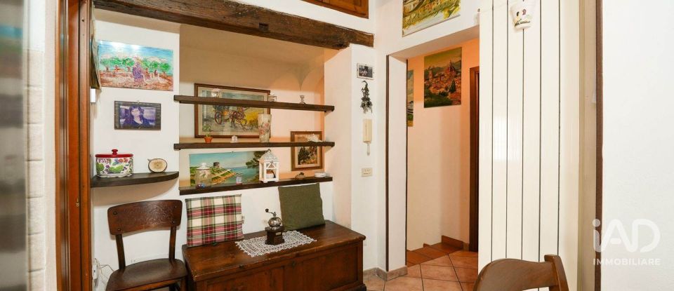 Three-room apartment of 60 m² in Carmignano (59015)