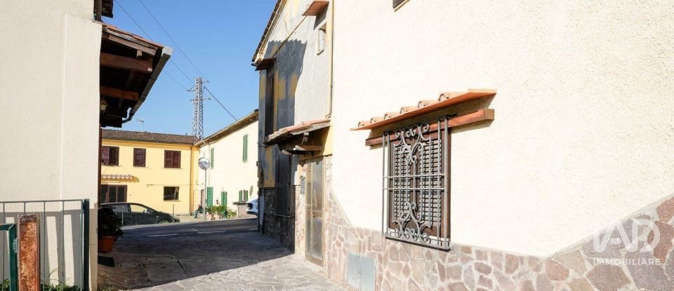 Three-room apartment of 60 m² in Carmignano (59015)