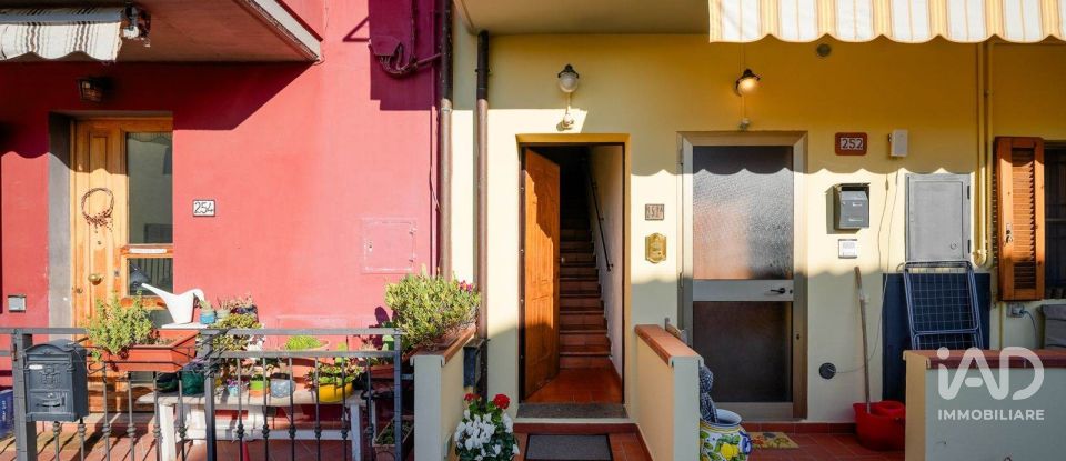 Three-room apartment of 60 m² in Carmignano (59015)