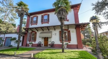 House boat 3 rooms of 183 m² in Mesola (44026)