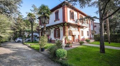 Villa Bifamiliare 3 locali di 183 m² in Mesola (44026)