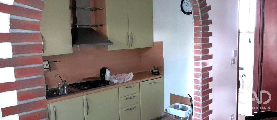 House 8 rooms of 142 m² in Cergnago (27020)