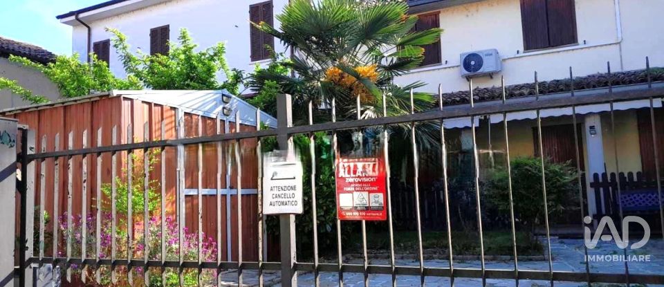 House 8 rooms of 142 m² in Cergnago (27020)