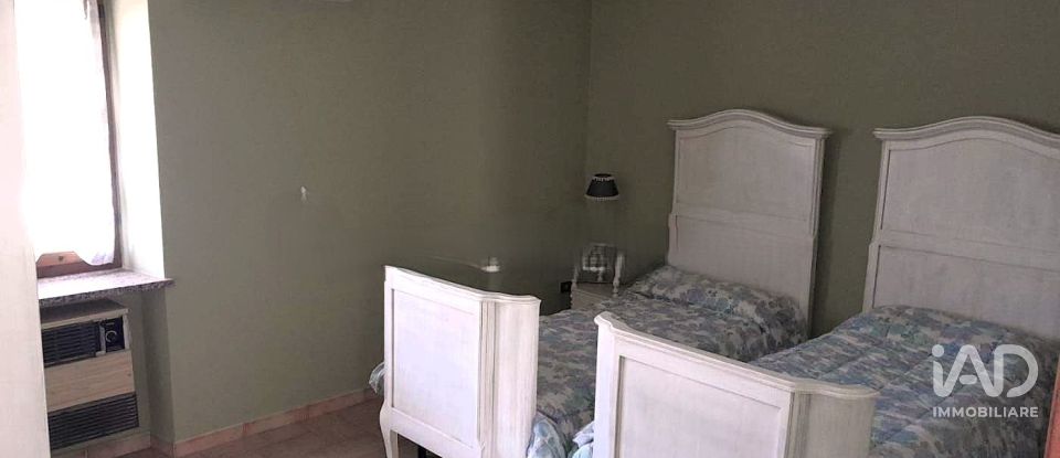 House 8 rooms of 142 m² in Cergnago (27020)