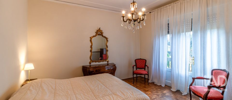 House 7 rooms of 250 m² in Cerea (37053)