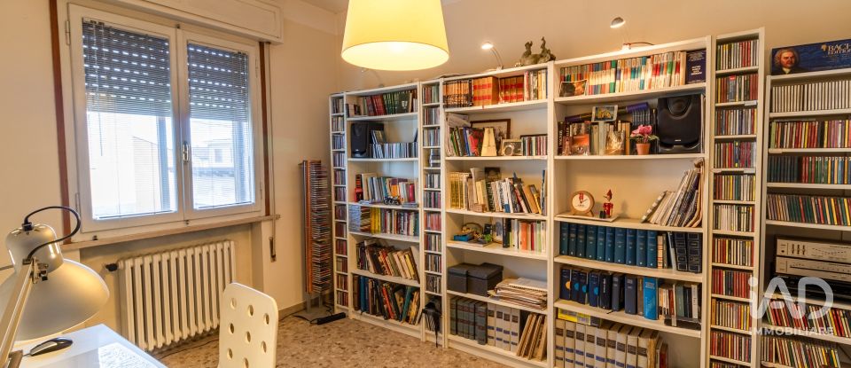 House 7 rooms of 250 m² in Cerea (37053)