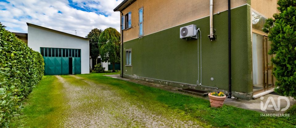 House 7 rooms of 250 m² in Cerea (37053)