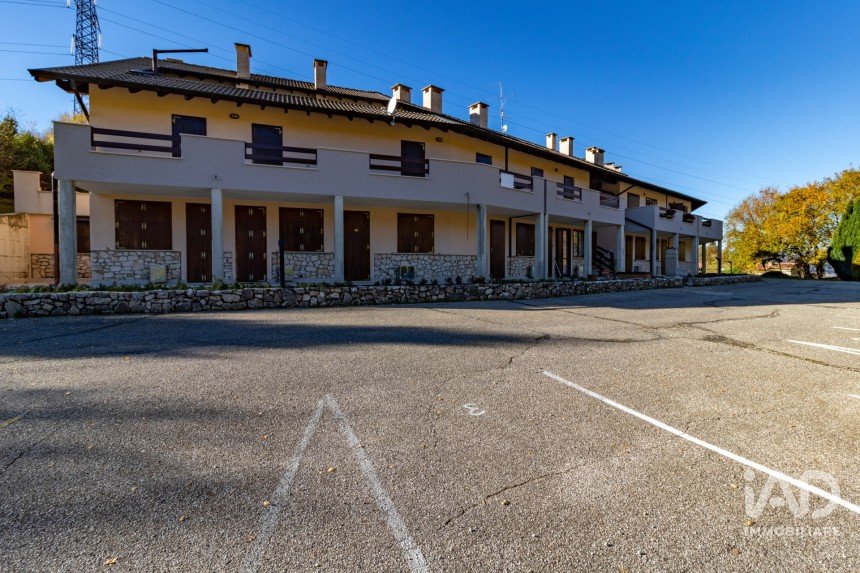 Three-room apartment of 76 m² in Brenzone (37010)