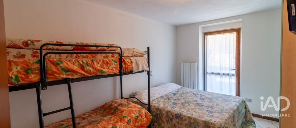 Three-room apartment of 76 m² in Brenzone (37010)