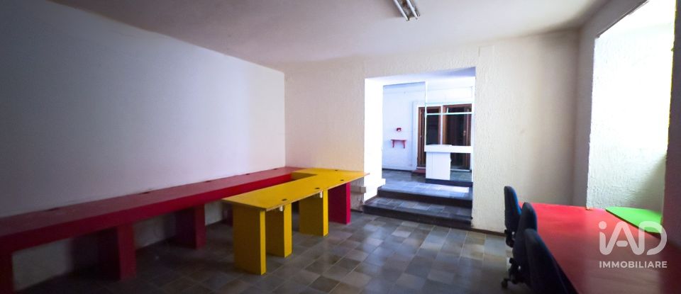 Negozio / locale commerciale di 78 m² in Perugia (06123)