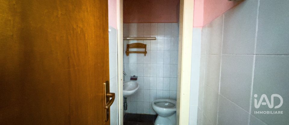 Negozio / locale commerciale di 78 m² in Perugia (06123)