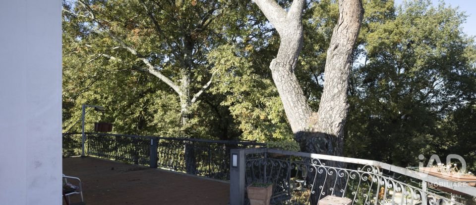 Hotel-restaurant of 1,100 m² in Terranuova Bracciolini (52028)