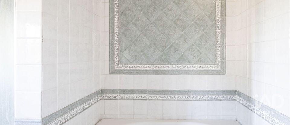 Hotel-restaurant of 1,100 m² in Terranuova Bracciolini (52028)