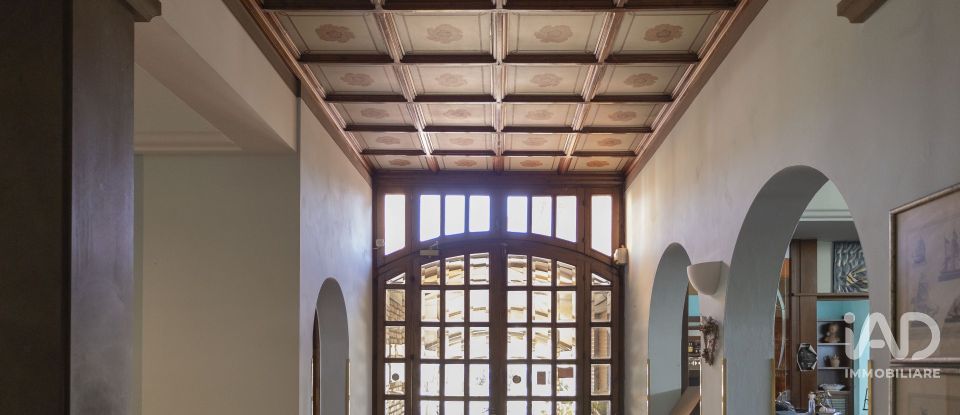 Hotel-restaurant of 1,100 m² in Terranuova Bracciolini (52028)