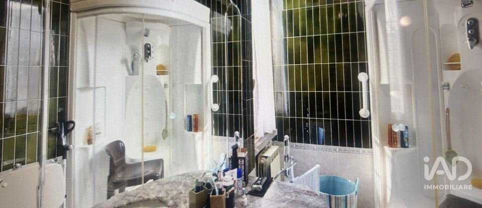 Casale 12 locali di 289 m² in Figline Valdarno (50063)