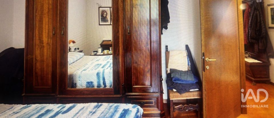 Casale 12 locali di 289 m² in Figline Valdarno (50063)