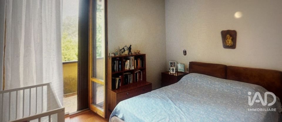 Casale 12 locali di 289 m² in Figline Valdarno (50063)