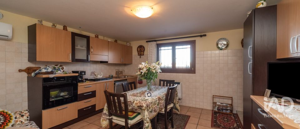 Casa indipendente / Villa 5 locali di 192 m² in Selvazzano Dentro (35030)