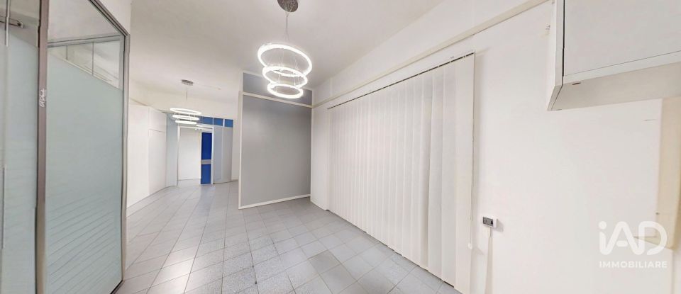 Negozio / locale commerciale di 55 m² in Arenzano (16011)