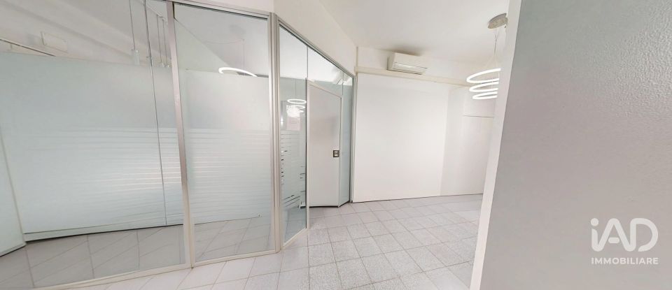 Negozio / locale commerciale di 55 m² in Arenzano (16011)